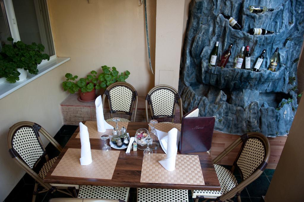 Hotel Dynes Eforie Nord Exterior photo